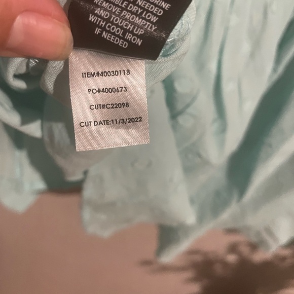 Torrid Green Pleated V-Neck‎ Tunic - Picture 7 of 7